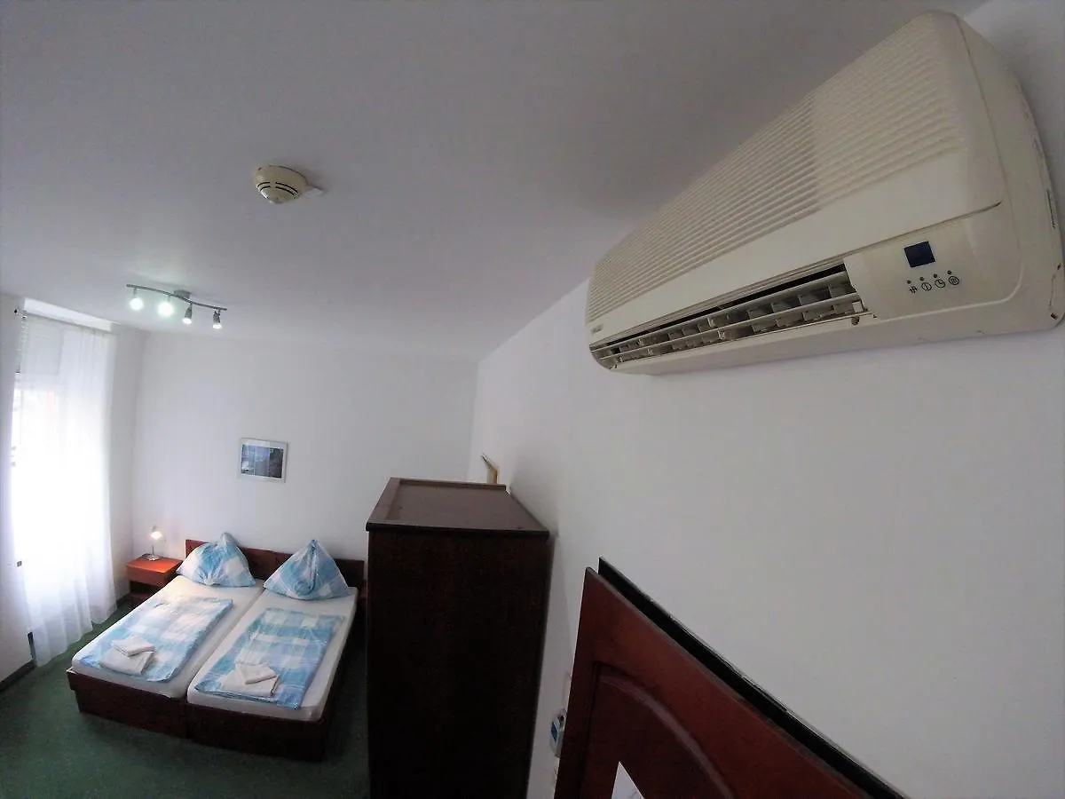 Bed & Breakfast Pension San Francisco Vienna