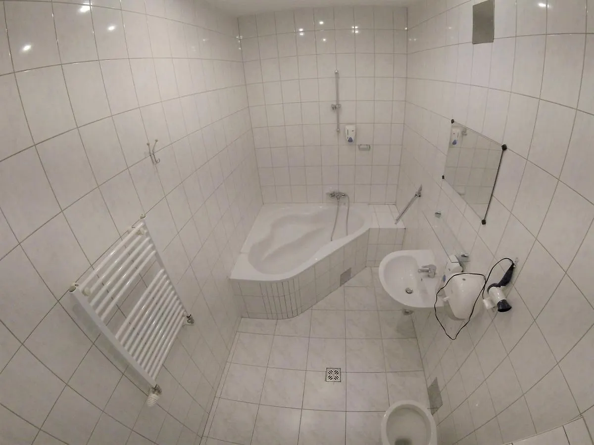 *** Bed & Breakfast Pension San Francisco Vienna Austria