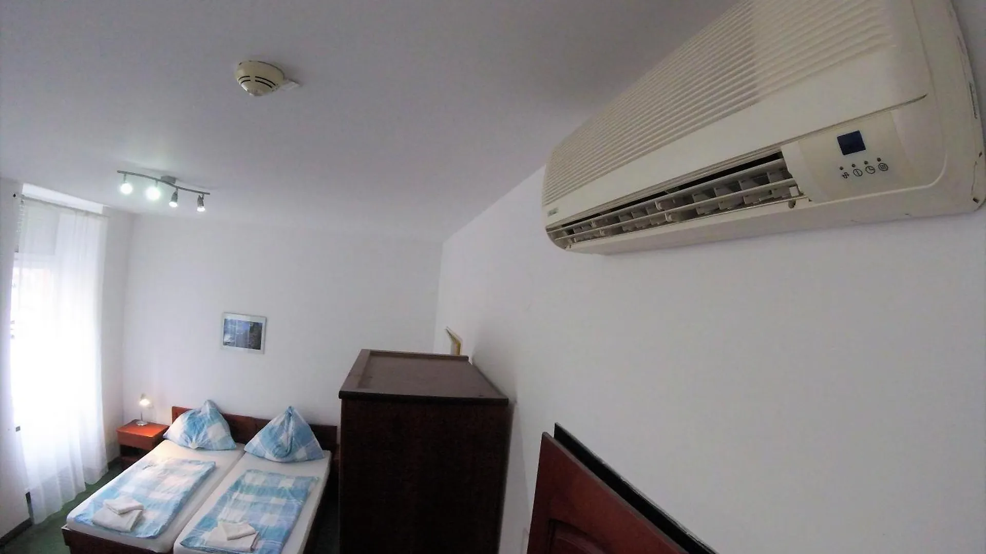 Bed & Breakfast Pension San Francisco Vienna
