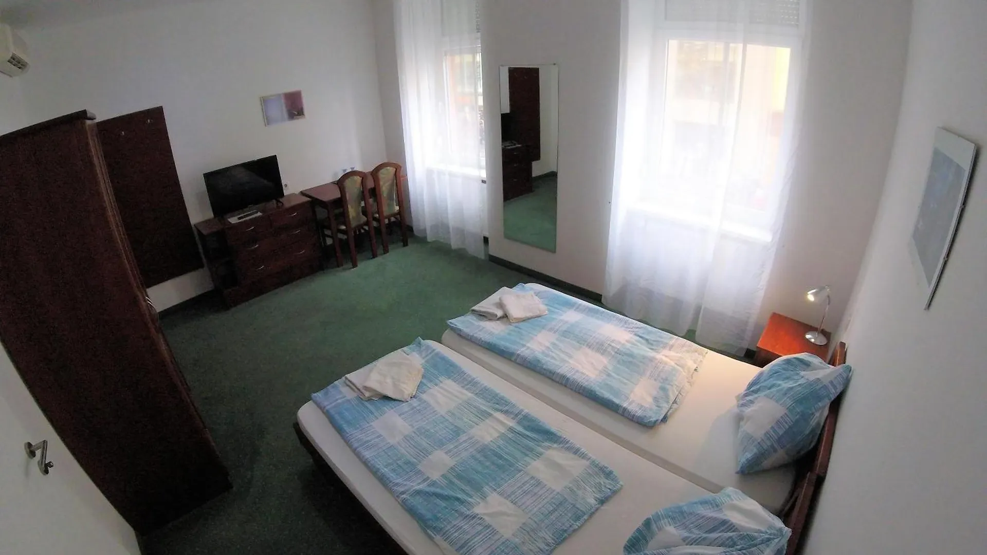 Bed & Breakfast Pension San Francisco Wenen